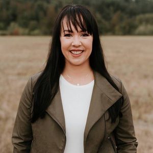 Meet your Posher, Lynea